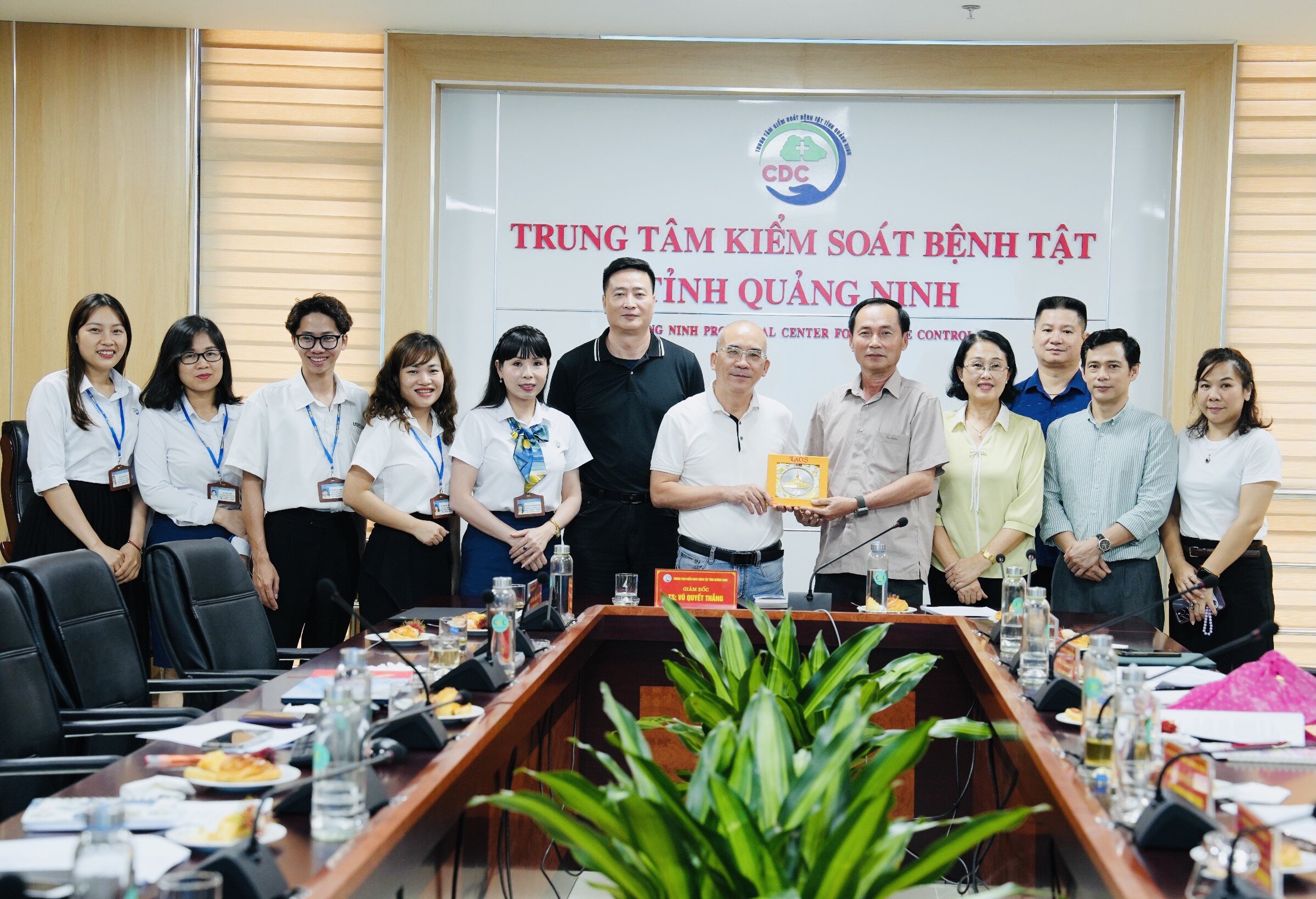 Đoàn cán bộ Y tế Lào học tập kinh nghiệm về công nhận loại trừ và phòng ngừa sốt rét quay trở lại tại Quảng Ninh