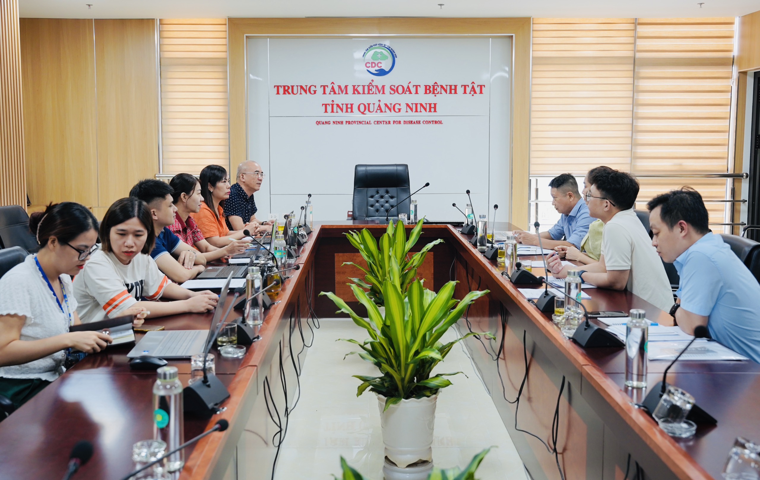 CDC Quảng Ninh tiếp đón và làm việc với Bệnh viện Nội tiết Trung ương về công tác phòng, chống bệnh Đái tháo đường trên địa bàn tỉnh
